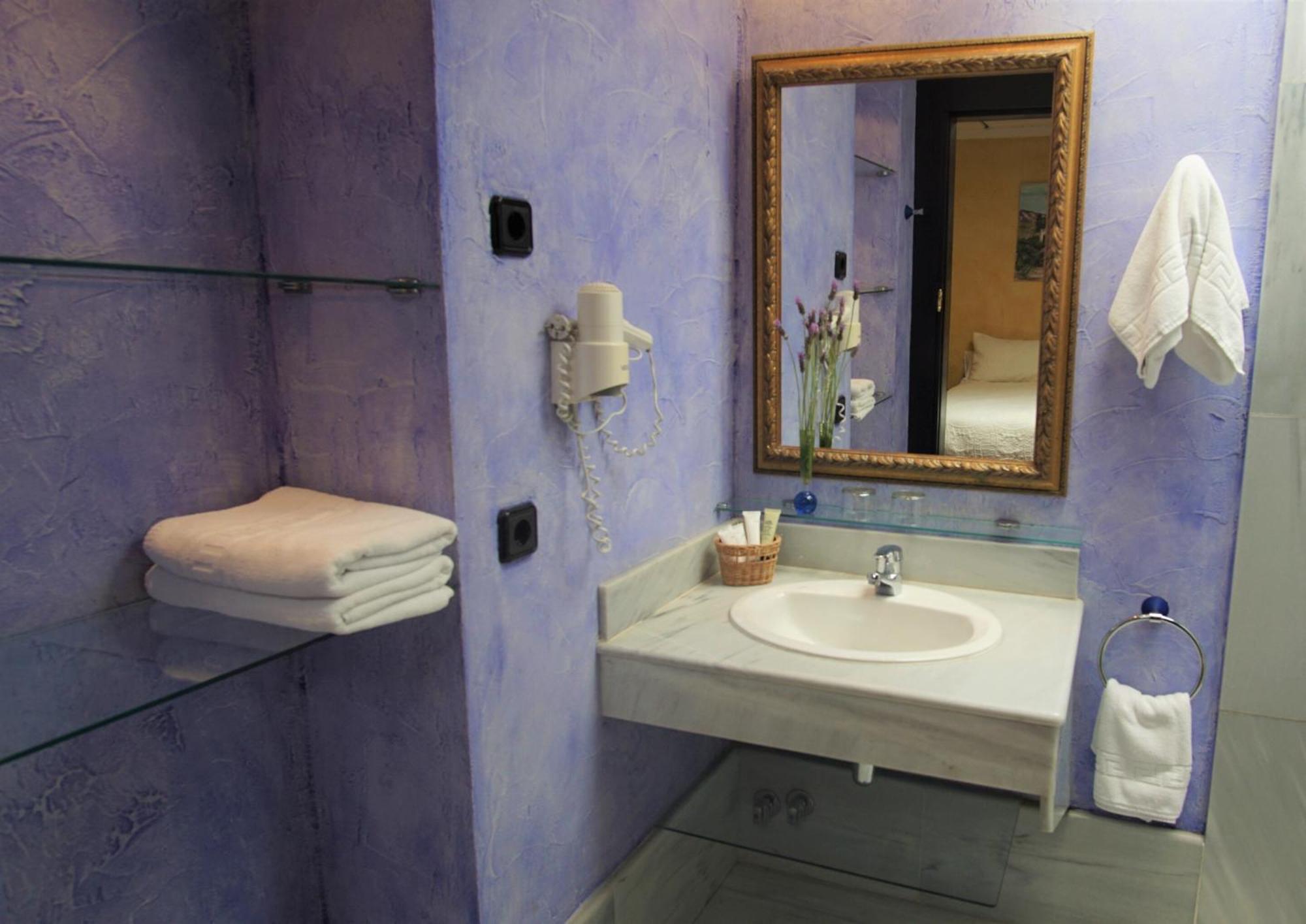 Hotel Tikar 가루차 외부 사진